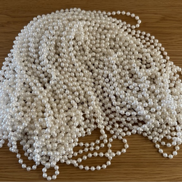Pearl Bead Garland - Approx. 96 Feet - Picture 3 of 4